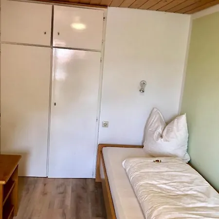 Lägenhet Idyllisch Wohnen Mit Balkon & Perfekter Anbindung Lindau (Bodensee)
