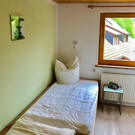 Idyllisch Wohnen Mit Balkon & Perfekter Anbindung Lägenhet Lindau (Bodensee)