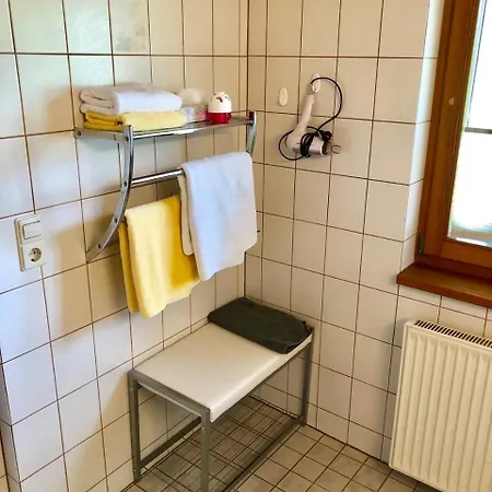 Idyllisch Wohnen Mit Balkon & Perfekter Anbindung Lägenhet Lindau (Bodensee)